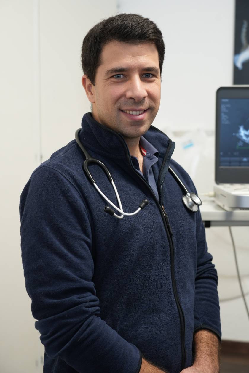 Dr. Ricardo Abrantes